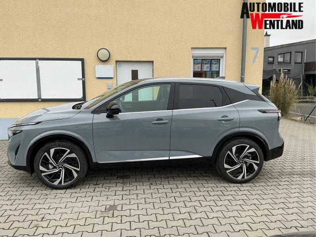 Nissan / Qashqai / Grau / Tekna+ / Ceramic Grey / , Bild dient zur Illustration und zeigt aufpreispflichtige Sonderausstattung. "Die Herstellergarantie beginnt bei EU-Fahrzeugen bereits bei Auslieferung vom ausl&auml;ndischen Lieferanten und kann um mehr als 14 Tage verk&uuml;rzt sein.