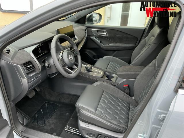 Nissan / Qashqai / Grau / Tekna+ / Ceramic Grey / , Bild dient zur Illustration und zeigt aufpreispflichtige Sonderausstattung. "Die Herstellergarantie beginnt bei EU-Fahrzeugen bereits bei Auslieferung vom ausl&auml;ndischen Lieferanten und kann um mehr als 14 Tage verk&uuml;rzt sein.