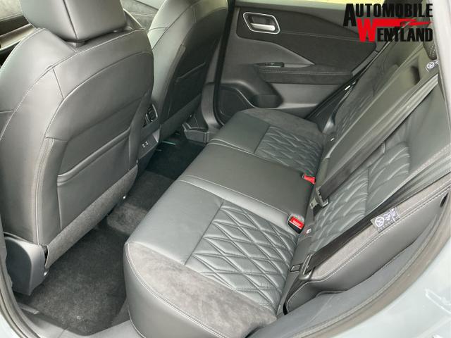 Nissan / Qashqai / Grau / Tekna+ / Ceramic Grey / , Bild dient zur Illustration und zeigt aufpreispflichtige Sonderausstattung. "Die Herstellergarantie beginnt bei EU-Fahrzeugen bereits bei Auslieferung vom ausl&auml;ndischen Lieferanten und kann um mehr als 14 Tage verk&uuml;rzt sein.