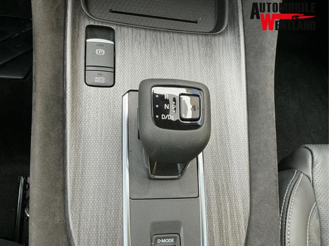 Nissan / Qashqai / Grau / Tekna+ / Ceramic Grey / , Bild dient zur Illustration und zeigt aufpreispflichtige Sonderausstattung. "Die Herstellergarantie beginnt bei EU-Fahrzeugen bereits bei Auslieferung vom ausl&auml;ndischen Lieferanten und kann um mehr als 14 Tage verk&uuml;rzt sein.