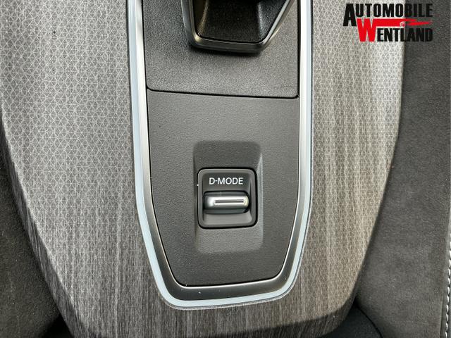 Nissan / Qashqai / Grau / Tekna+ / Ceramic Grey / , Bild dient zur Illustration und zeigt aufpreispflichtige Sonderausstattung. "Die Herstellergarantie beginnt bei EU-Fahrzeugen bereits bei Auslieferung vom ausl&auml;ndischen Lieferanten und kann um mehr als 14 Tage verk&uuml;rzt sein.