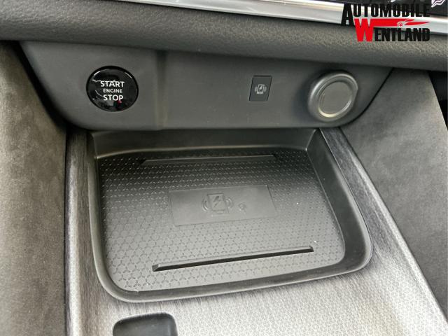 Nissan / Qashqai / Grau / Tekna+ / Ceramic Grey / , Bild dient zur Illustration und zeigt aufpreispflichtige Sonderausstattung. "Die Herstellergarantie beginnt bei EU-Fahrzeugen bereits bei Auslieferung vom ausl&auml;ndischen Lieferanten und kann um mehr als 14 Tage verk&uuml;rzt sein.