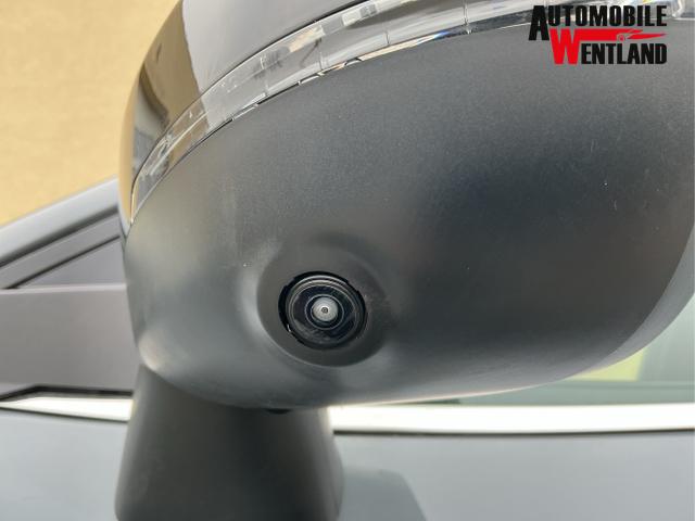 Nissan / Qashqai / Grau / Tekna+ / Ceramic Grey / , Bild dient zur Illustration und zeigt aufpreispflichtige Sonderausstattung. "Die Herstellergarantie beginnt bei EU-Fahrzeugen bereits bei Auslieferung vom ausl&auml;ndischen Lieferanten und kann um mehr als 14 Tage verk&uuml;rzt sein.