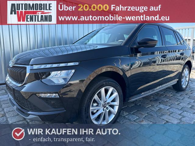 Skoda / Kamiq / Schwarz / / / 130 Jahre Premium Edition 1.5 TSI 150 PS DSG Anh&auml;ngerkupplung-AppleCarPlay-AndroidAuto-Winterpaket-Alcantara-DAB-Tempomat-Totwinkelassist-Kamera-SunSet-el.Heckklappe-17''Alu, Bild dient zur Illustration und zeigt aufpreispflichtige Sonderausstattung. "Die Herstellergarantie beginnt bei EU-Fahrzeugen bereits bei Auslieferung vom ausl&auml;ndischen Lieferanten und kann um mehr als 14 Tage verk&uuml;rzt sein.