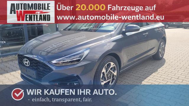 Hyundai i30 - Familiy HB Family*Navi*LED*Shzg*Lhzg*PDC*Cam*16Zoll*