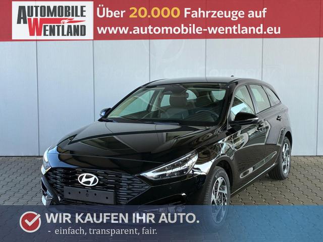 Hyundai i30 Kombi Comfort 1.5 GDI 95PS 6MT Navi / PDC V&H. m. Kamera LED Nebel 15'' LM 