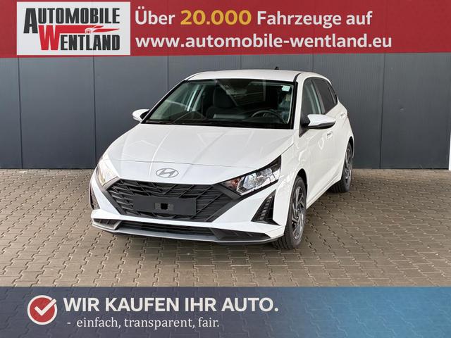 Hyundai i20 - Pure 1.2 MPI / Navi PDC Hinten + Kamera Abgedunkelte Scheiben Tempomat Alu 16"