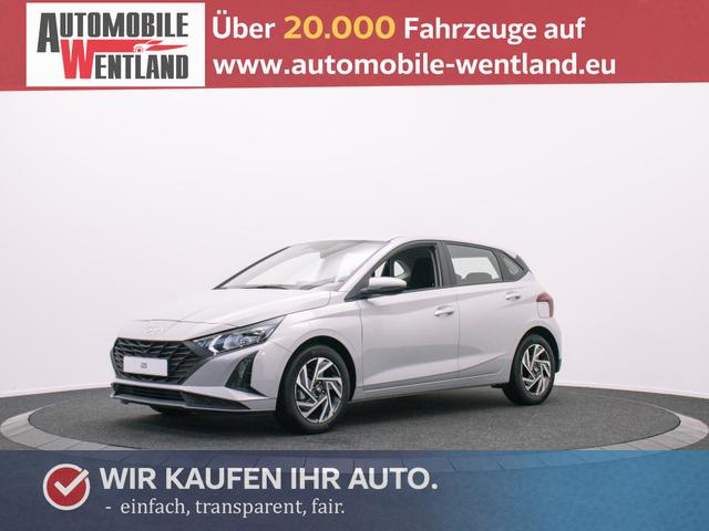 Hyundai i20 - 1.2 MPI 5MT Comfort / Navi PDC Hinten + Kamera Tempomat Alu 16''