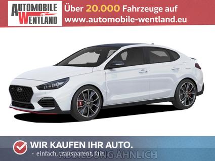 Hyundai i30 Fastback - Smart (Smart) 1.0 T-GDI 74kW (100 PS) 6-Gang Schaltgetriebe