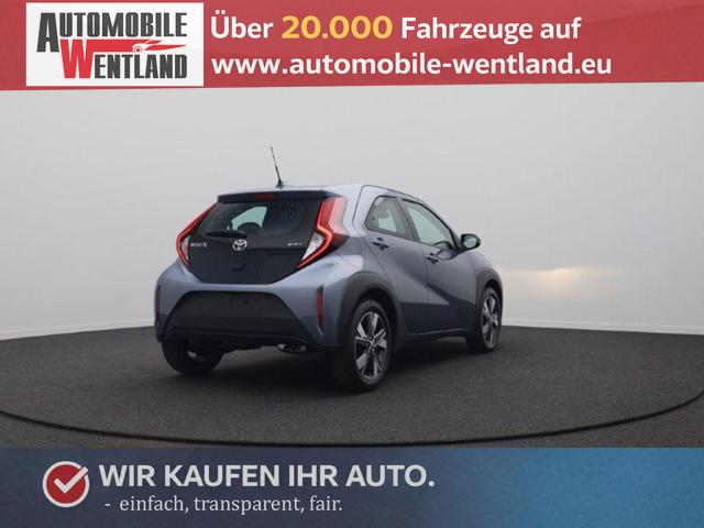 Toyota Aygo X - Pure 1.5 Hybrid 116PS Automatik Sitzheizung Klimaautomatik AbstandsTempomat Multifunktionslenkrad Radio Bluetooth Touchscreen Apple CarPlay + Android Auto