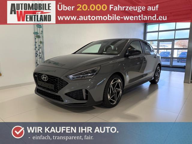 Hyundai i30 - N Line 1.5 T-GDI DCT 48V 103 kW (140 PS) Adaptiver Tempomat, Sitz-Paket, Lenkradheizung, Sitzheizung, 2-Zonen-Klimaautomatik, DAB, Apple CarPlay, Android Auto, Navigationssystem, Regensensor, 18 Zoll Leichtmetallfelgen, uvm.