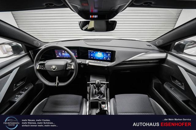 Opel Astra Sports Tourer 1,2 MT Edition - LAGER -LAG. 