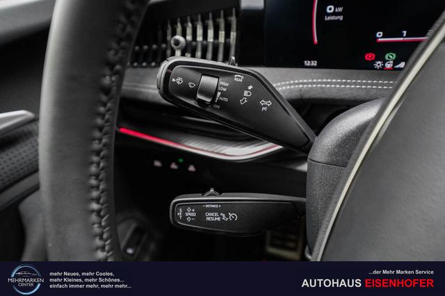 Skoda Superb Combi Kombi 2,0 TDI DSG 4x4 Sportline - L -LAG. 