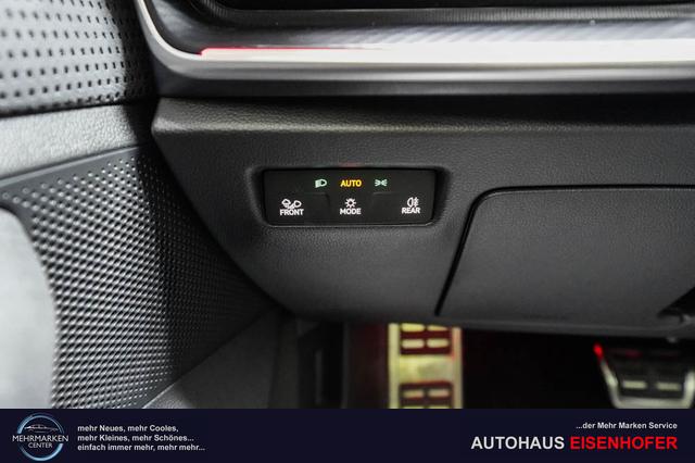 Skoda Superb Combi Kombi 2,0 TDI DSG 4x4 Sportline - L -LAG. 