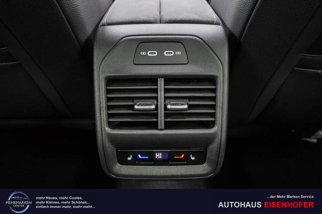 Skoda Superb Combi Kombi 2,0 TDI DSG 4x4 Sportline - L -LAG. 