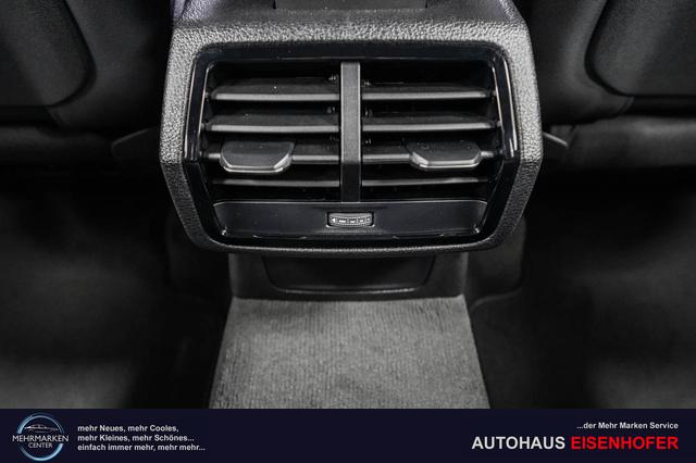 Audi Q3 40 TFSI quattro S-tronic S-Line - LAGER -LAG. 