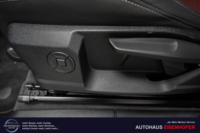 Audi Q3 40 TFSI quattro S-tronic S-Line - LAGER -LAG. 