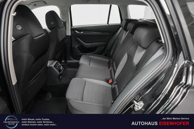 Skoda Octavia Combi Kombi 1,5 eTSI DSG mhev Selection -LAG. 