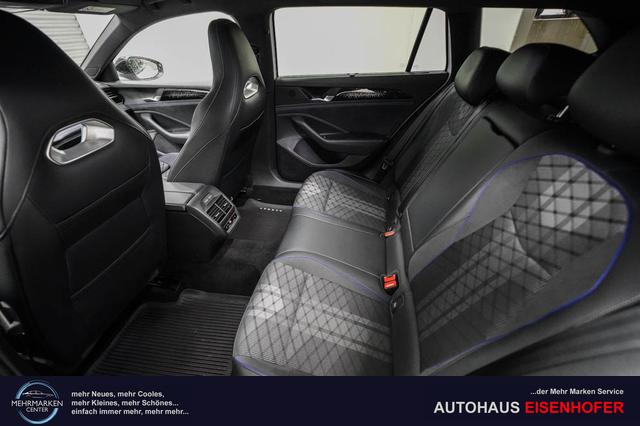 Volkswagen Passat Variant 2,0 TDI DSG 4Motion R-Line -LAG. 