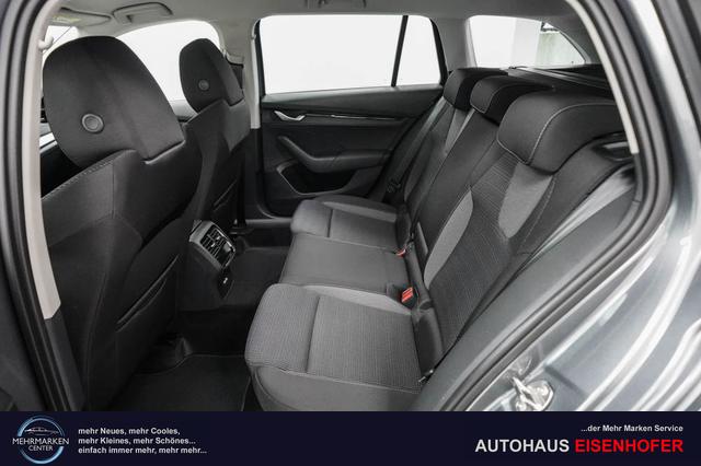 Skoda Octavia Combi Kombi 1,5 eTSI DSG mhev Selection -LAG. 