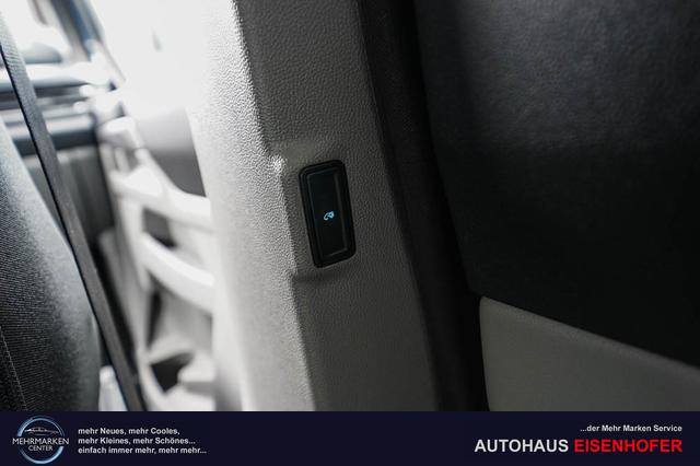 Ford Tourneo Custom 2,0 EcoBlue AT L2H1 Titaniu -LAG. 