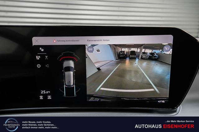 Audi Q3 2,0 TFSI S tronic quattro Basic - LAGER 