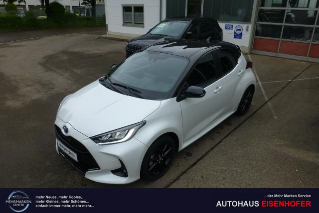 Toyota Yaris Hybrid Style m. Komfort-Paket 