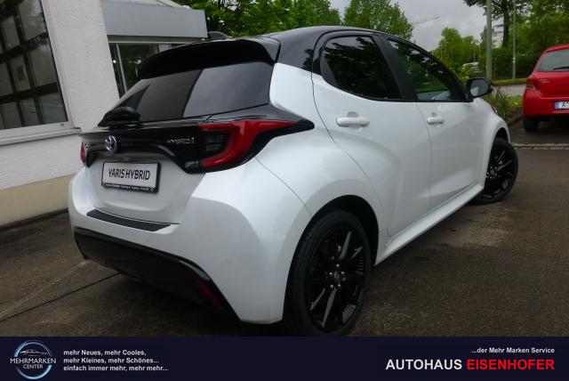 Toyota Yaris Hybrid Style m. Komfort-Paket 