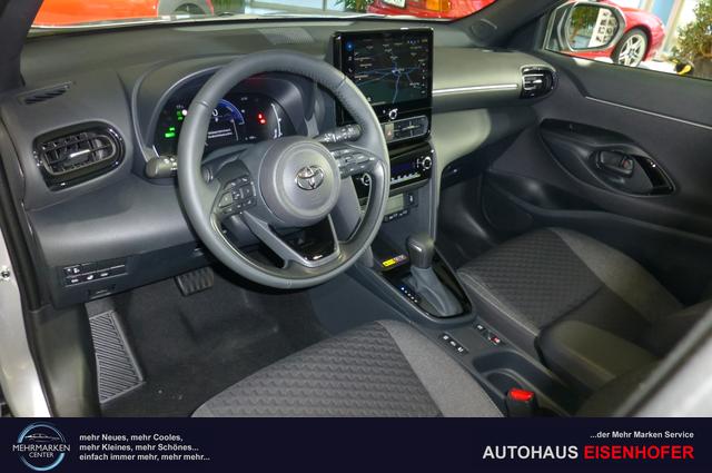 Toyota Yaris Cross Hybrid FWD Team Deutschland m. Winter- / Saftypaket 