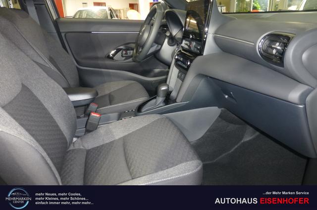 Toyota Yaris Cross Hybrid FWD Team Deutschland m. Winter- / Saftypaket 