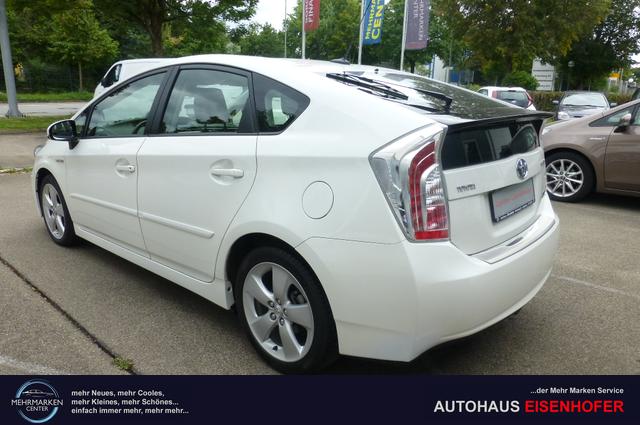 Toyota Prius 1.8 VVT-i Executive 