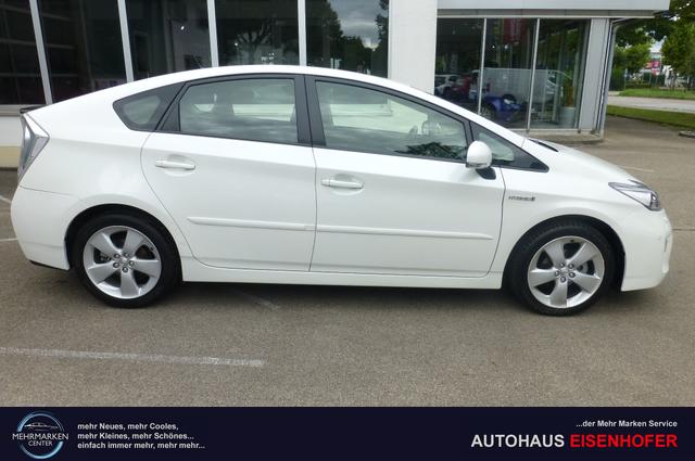 Toyota Prius 1.8 VVT-i Executive 