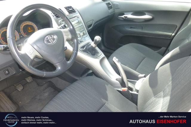 Toyota Auris Sol 
