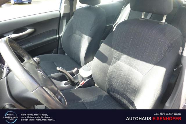 Toyota Auris Sol 