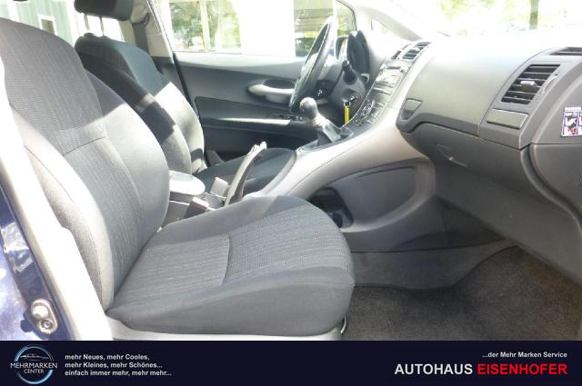 Toyota Auris Sol 