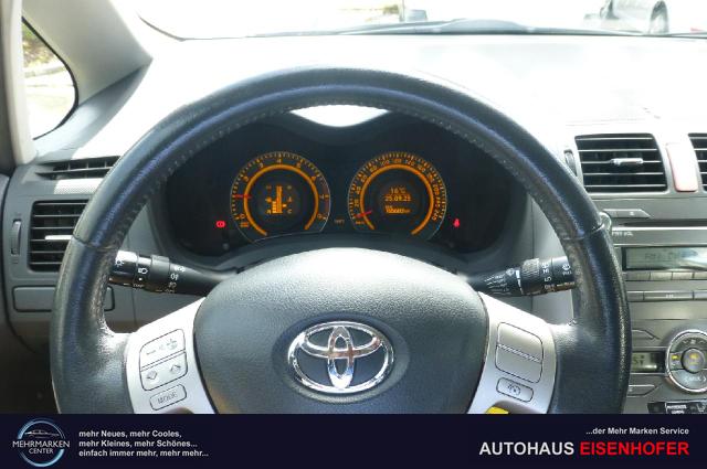 Toyota Auris Sol 