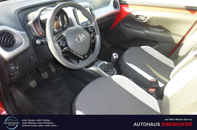 Toyota Aygo x-play touch 