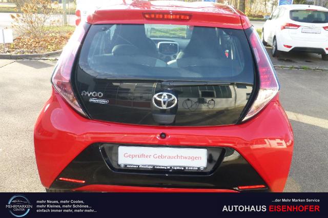 Toyota Aygo x-play touch 