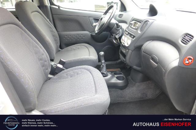 Toyota Yaris 1.3 Sol 