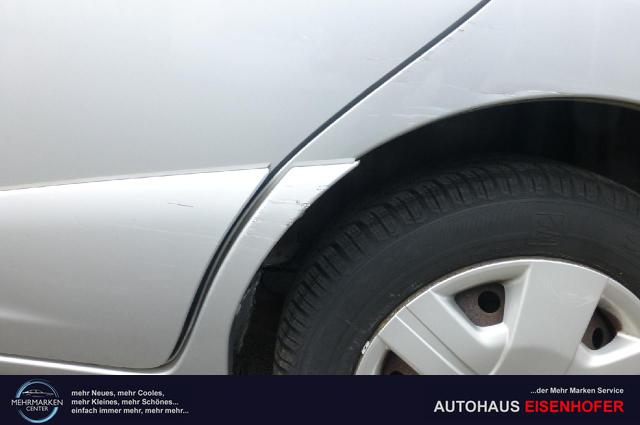 Toyota Yaris 1.3 Sol 