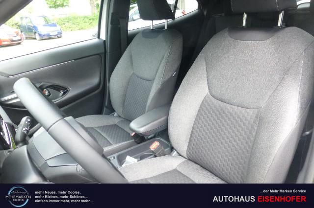 Toyota Yaris Cross Hybrid FWD Teamplayer 