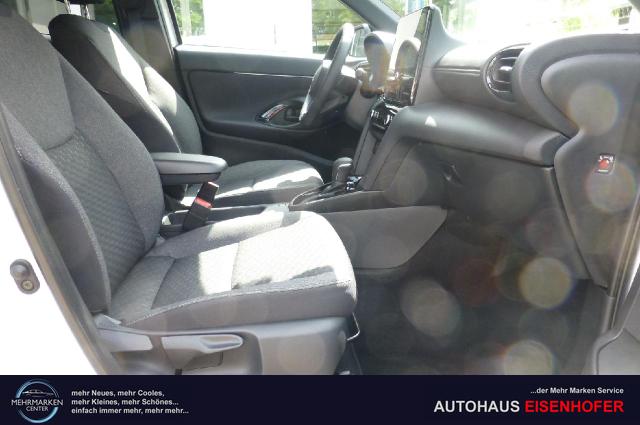 Toyota Yaris Cross Hybrid FWD Teamplayer 