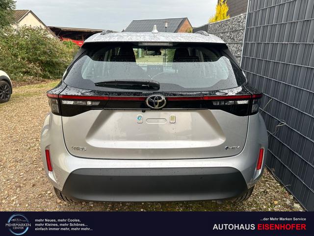 Toyota Yaris Cross 1.5 HEV MY25 Active Safety 