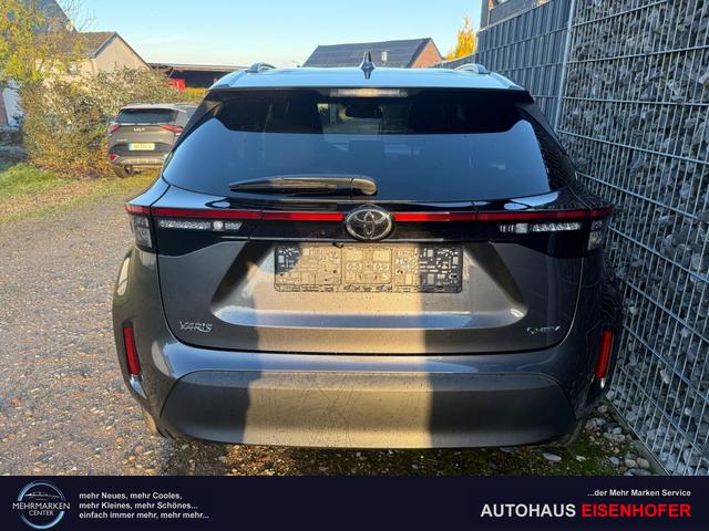 Toyota Yaris Cross 1.5 HEV Style Ash Grey Lager 