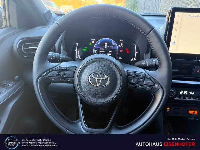 Toyota Yaris Cross 1.5 HEV Style Ash Grey Lager 