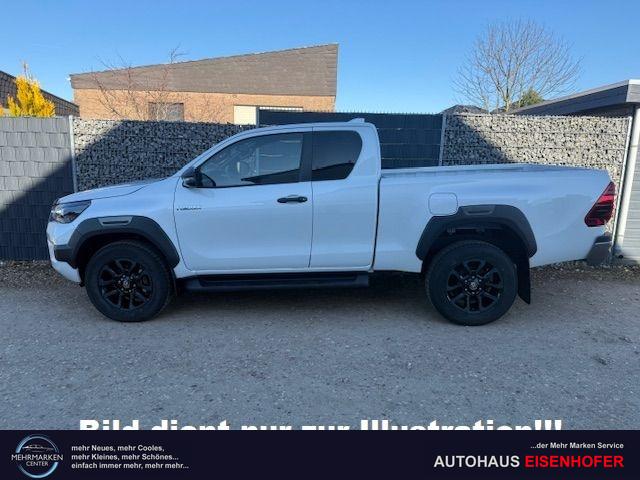 Toyota Hilux Extra Cab 2.8 D-4D AT 4WD Professional Ash grey 