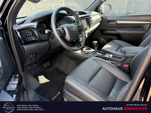Toyota Hilux 2.8 D4D 48V AT Invincible Ash grey 
