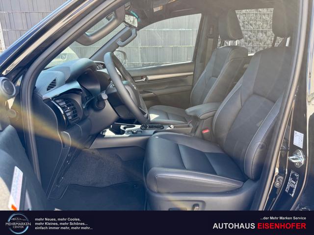 Toyota Hilux 2.8 D4D 48V AT Invincible Ash grey 