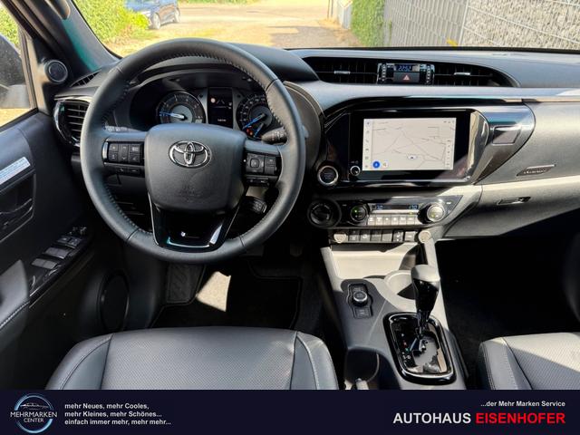 Toyota Hilux 2.8 D4D 48V AT Invincible Ash grey 