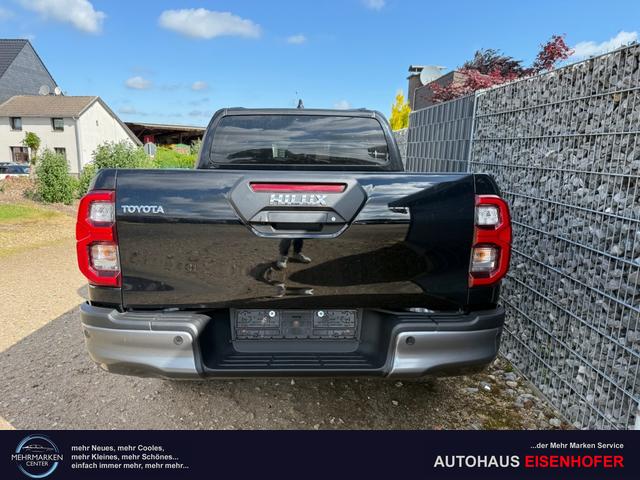Toyota Hilux 2.8 D4D 48V AT Invincible Ash grey 